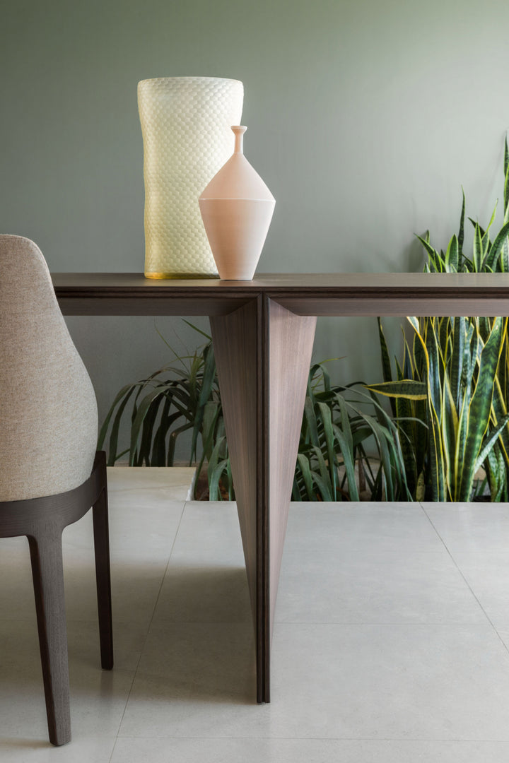 Dining Table - Ava - By Foster + Partners