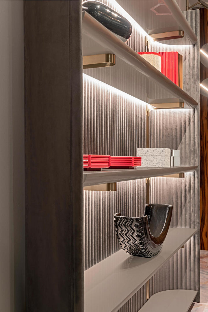 Bookshelf - Leonardo