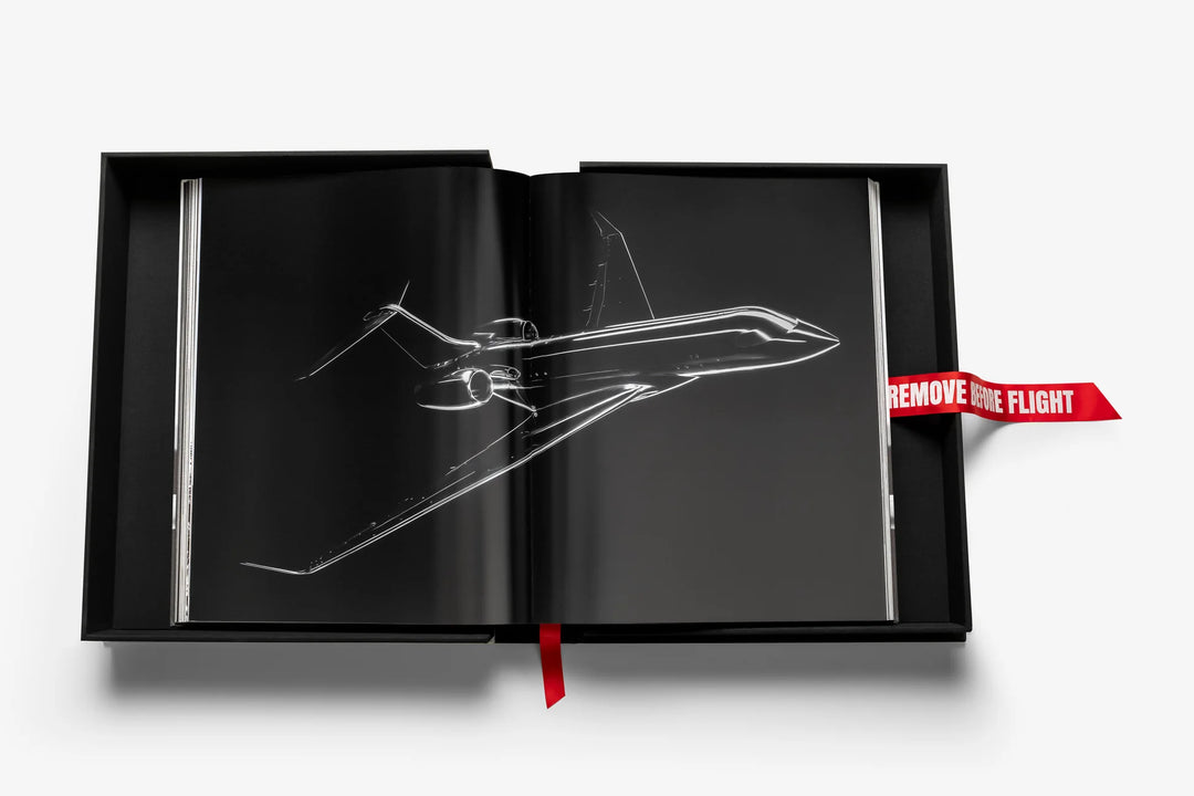 Book -  Bombardier: The Ultimate Collection