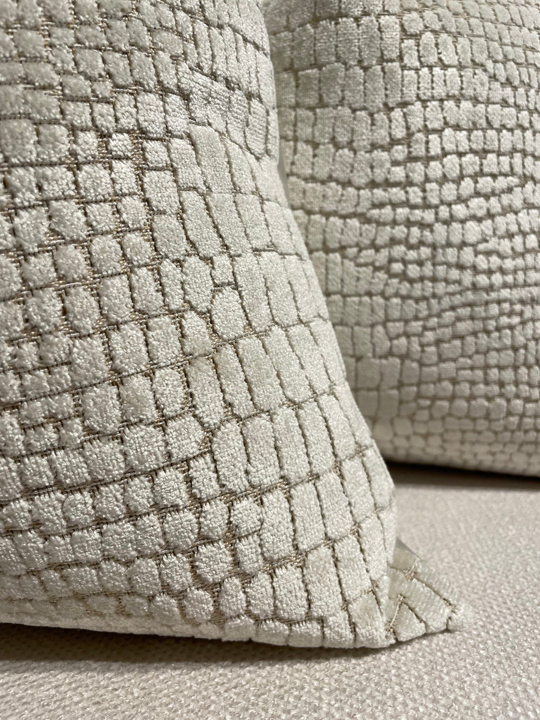 Decorative Cushion - Cordelia - Frosting Creme