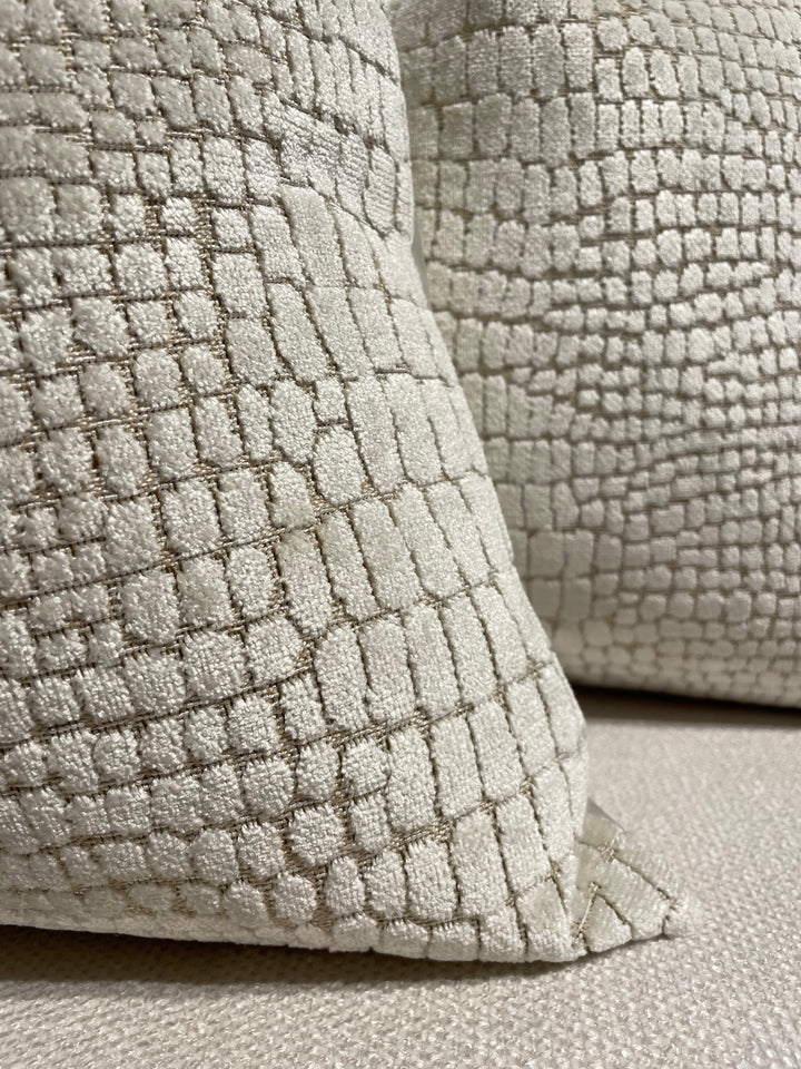 Decorative Cushion - Cordelia - Frosting Creme