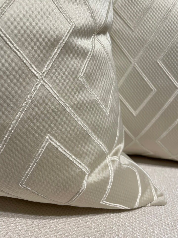 Decorative Cushion - Adras - Off White