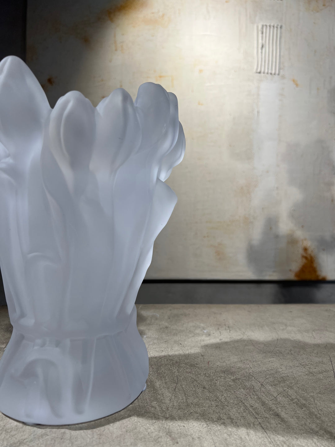 Vase - Frosted Tulip