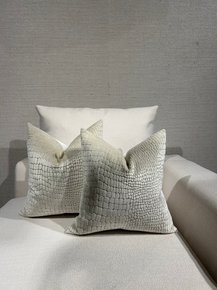 Decorative Cushion - Cordelia - Frosting Creme