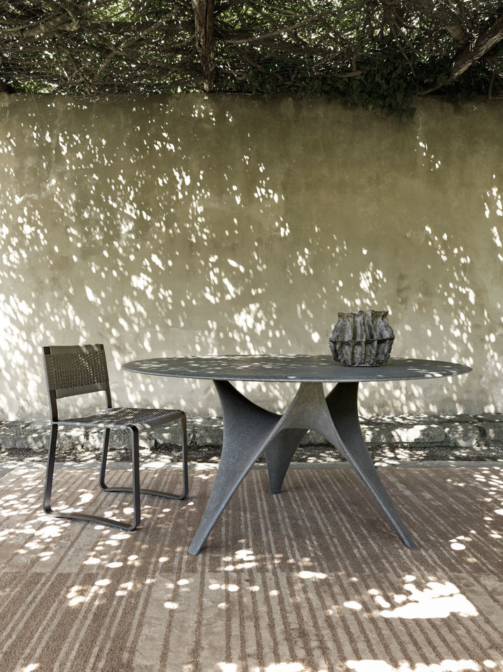 Outdoor Dining Table - Arc - By Foster + Partners