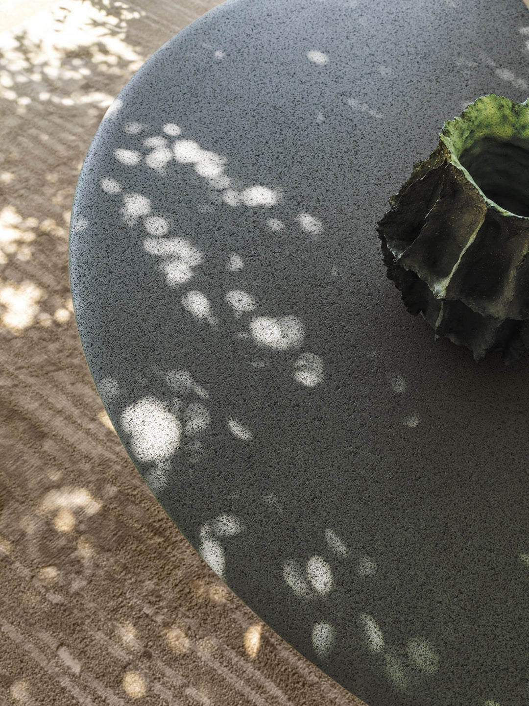 Outdoor Dining Table - Arc - By Foster + Partners