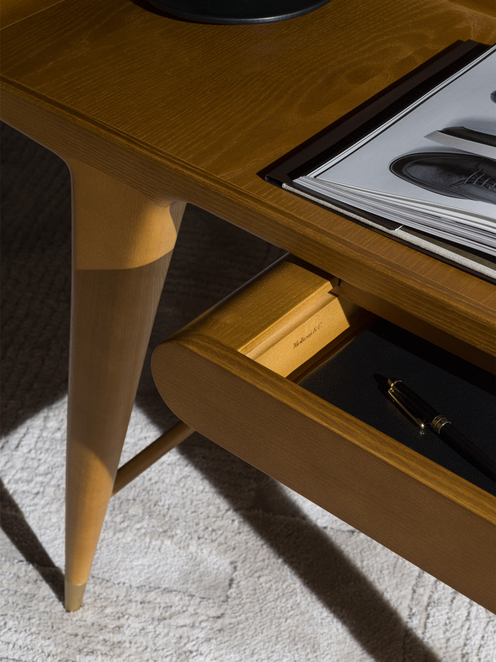 Home Office - Desk D.847.1 - By Gio Ponti