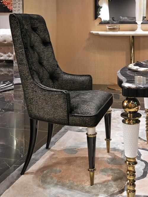 Chair - Sévigné