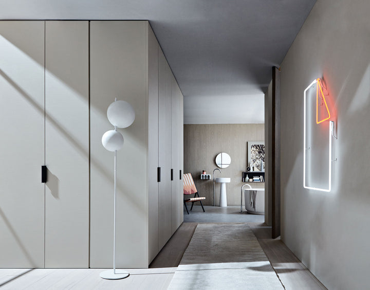 Wardrobe - Gliss Master - Grip - By Vincent Van Duysen