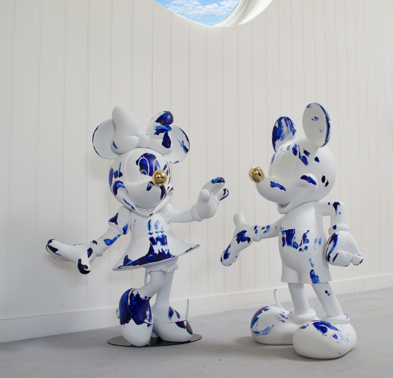 One Minute - Mickey - Medium
