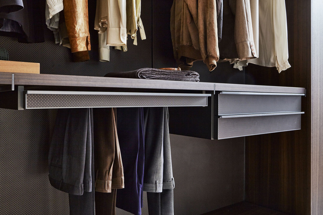 Walk-in closets - Master Dressing- By Vincent Van Duysen