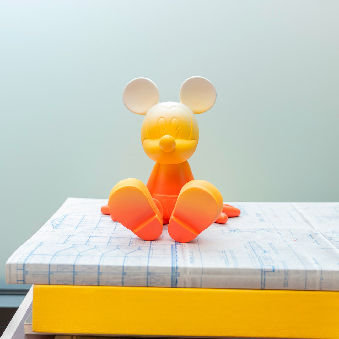 Sitting Mickey Gradient 2 - Extra Small