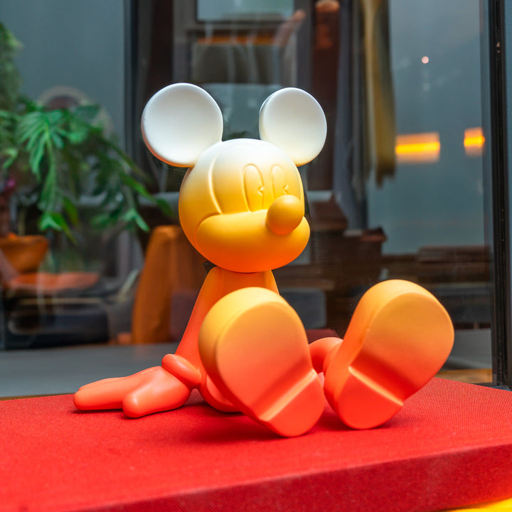 Sitting Mickey Gradient 2 - Extra Small