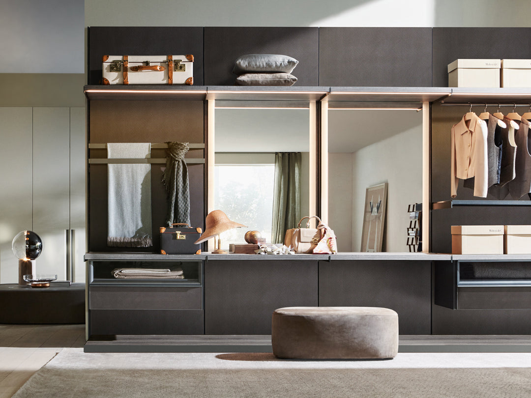 Walk-in closets - Master Dressing- By Vincent Van Duysen