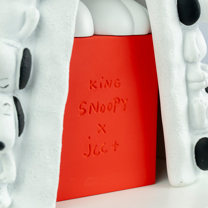 King Snoopy - Medium