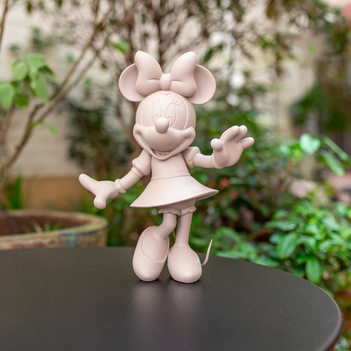 Minnie - Welcome Taupe - Matt Small