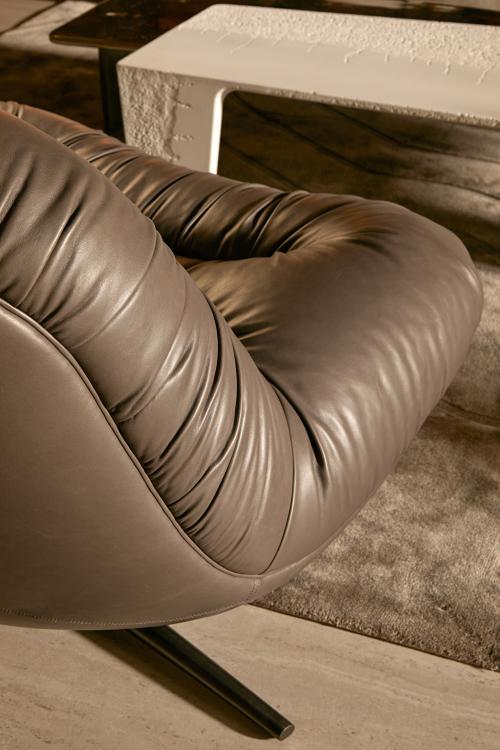 Armchair - Aura