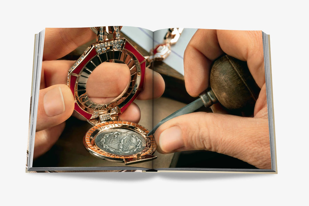 Book - Bulgari: Beyond Time