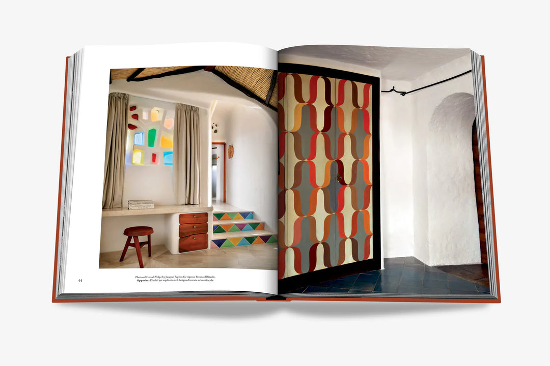 Book - Cala Di Volpe