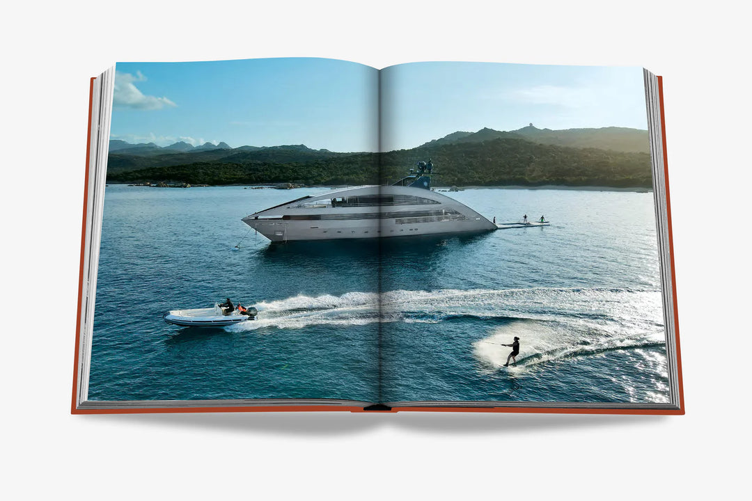 Book - Cala Di Volpe