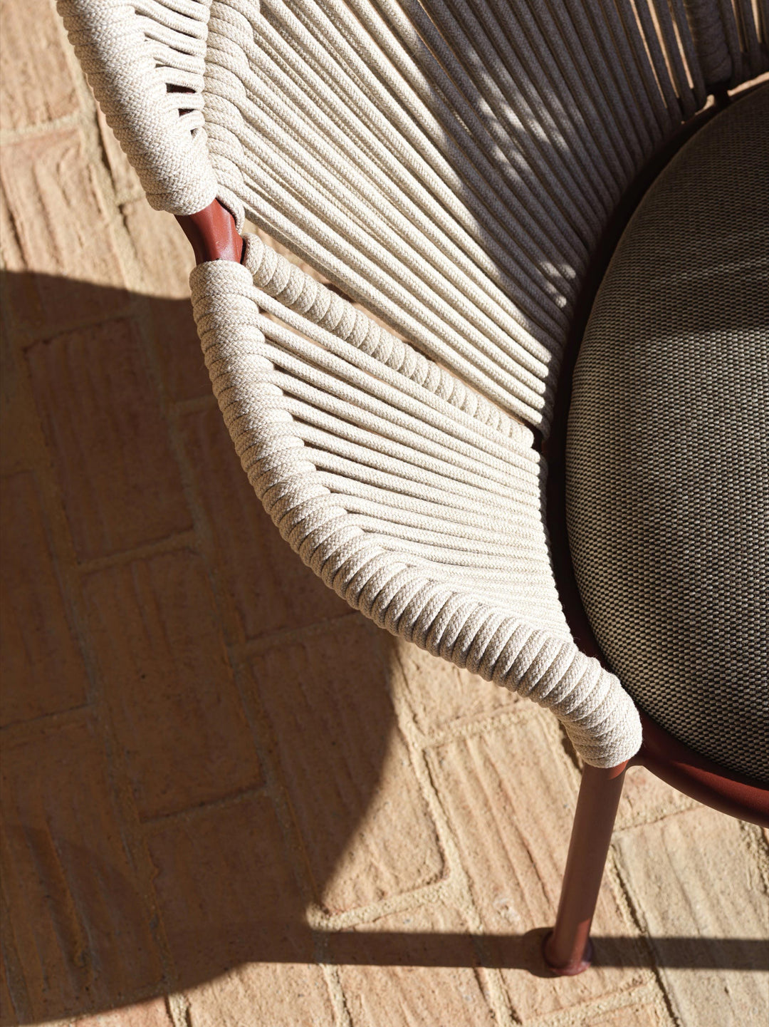Armchair - Petalo - By Vincent Van Duysen
