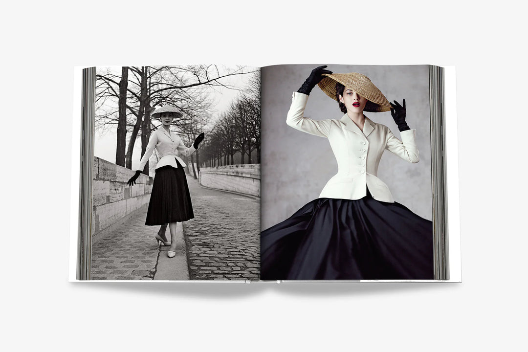 Book - La Collection Privee Christian Dior Parfum