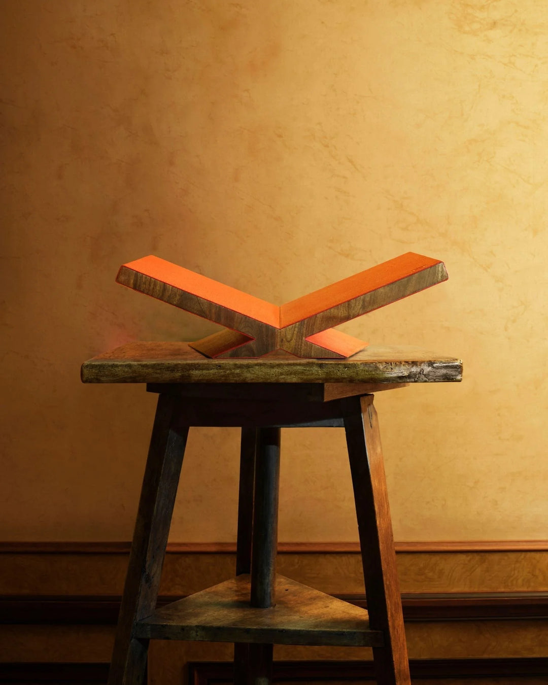 Bookstand - Culture Ultimate - Camel