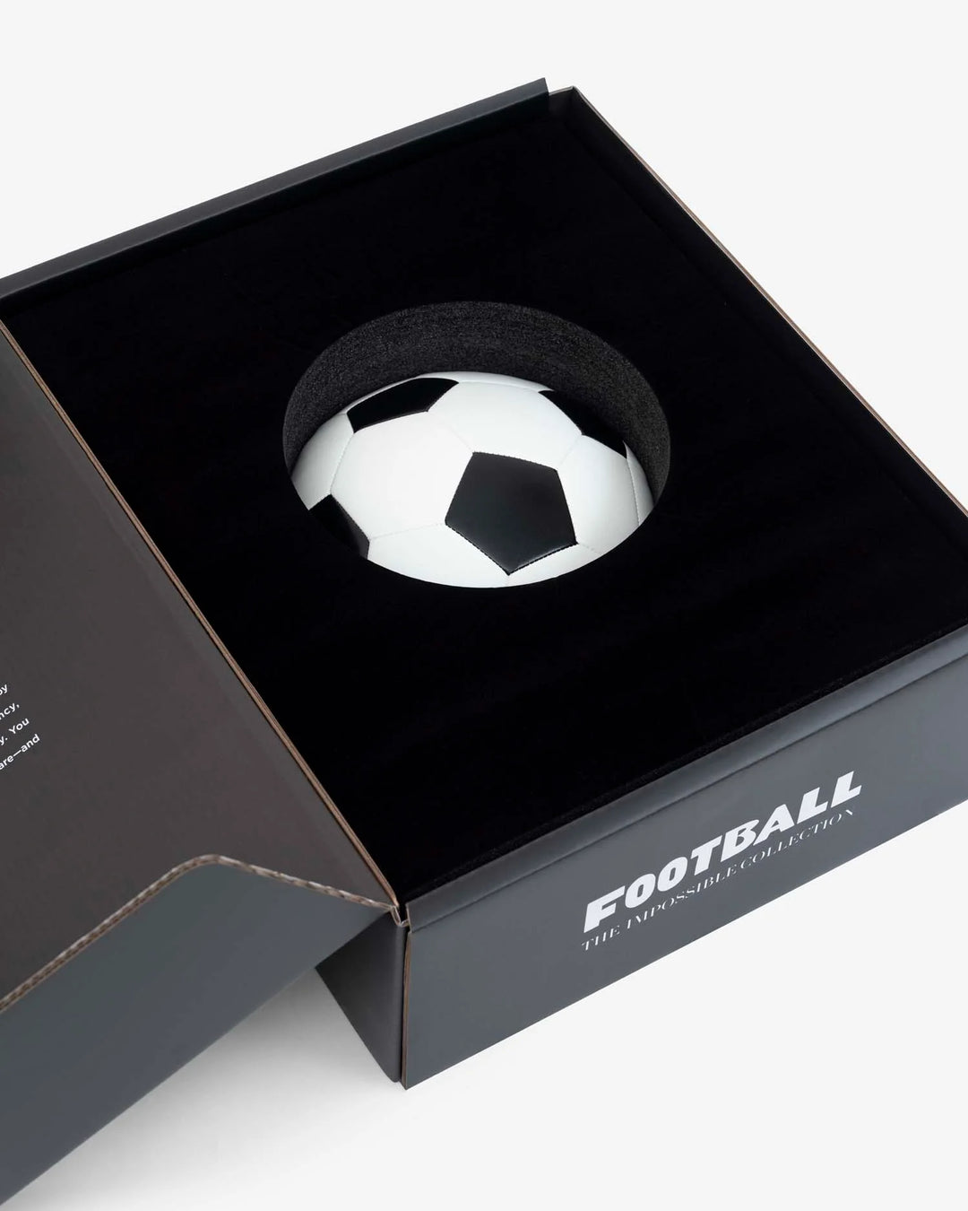 Book - Football - The Impossible Collection