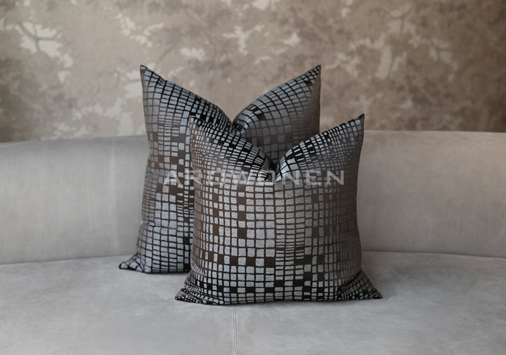 Decorative Cushion - Bea - Aubergine