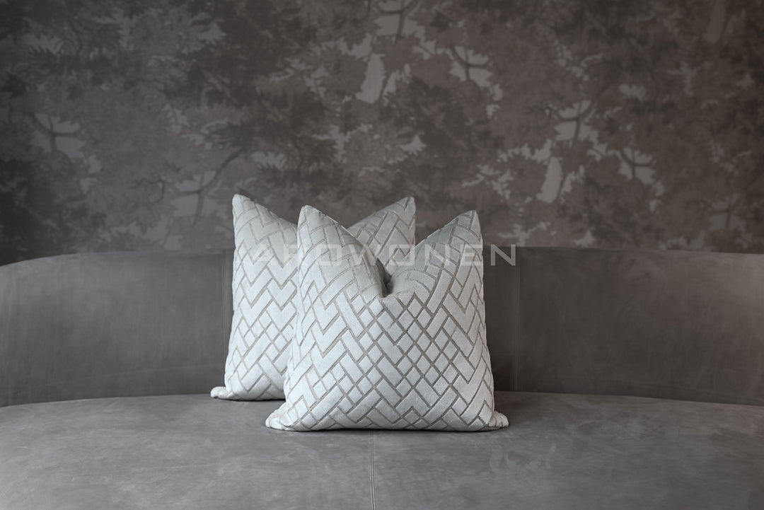 Decorative Cushion - Checkerd - Frosting Cream