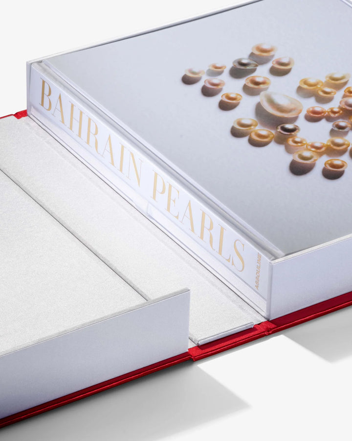 Book - Bahrain Pearls: Treasures from the Land of Two Seas
