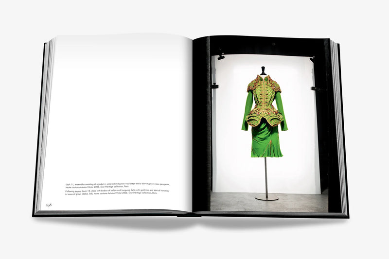 Book - Dior by John Galliano