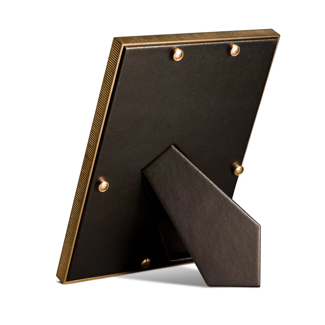 Kelly Behun Side Eye Frame - 20x25cm