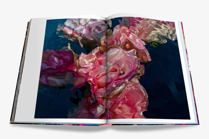 Book - Flowers: Art & Bouquets