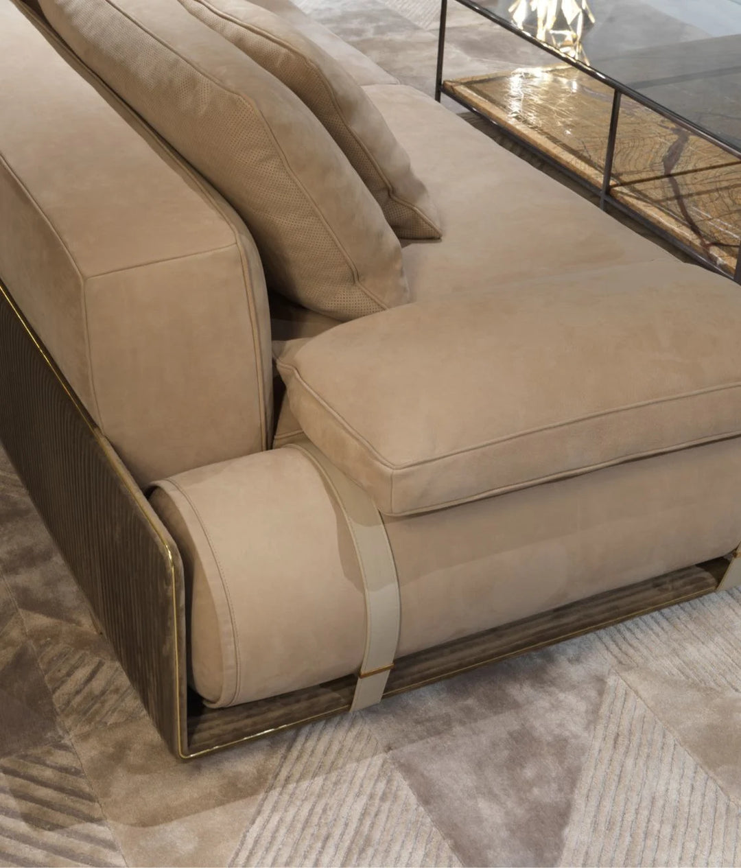 Sofas - Donovan Roll