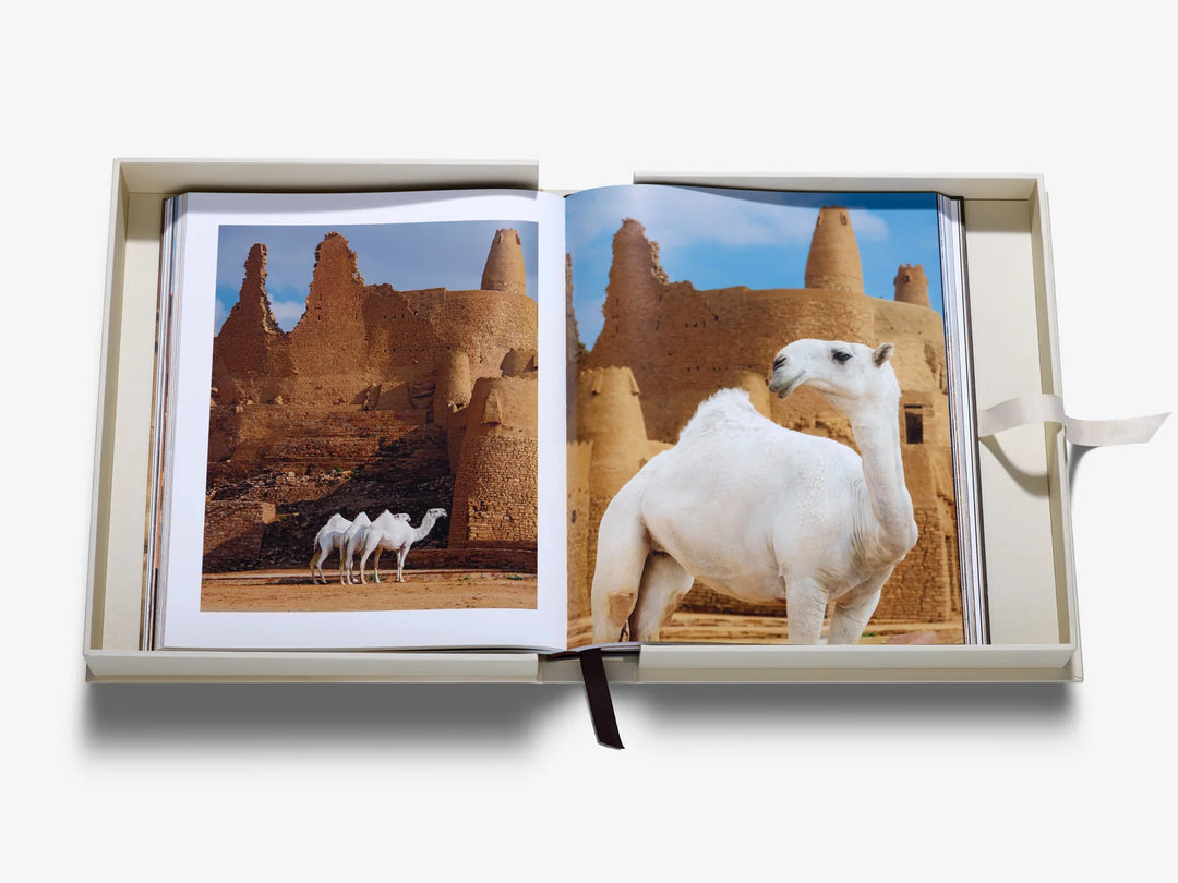 Book - Grace in The Desert: The Beauty of Saudi Arabia's Camels