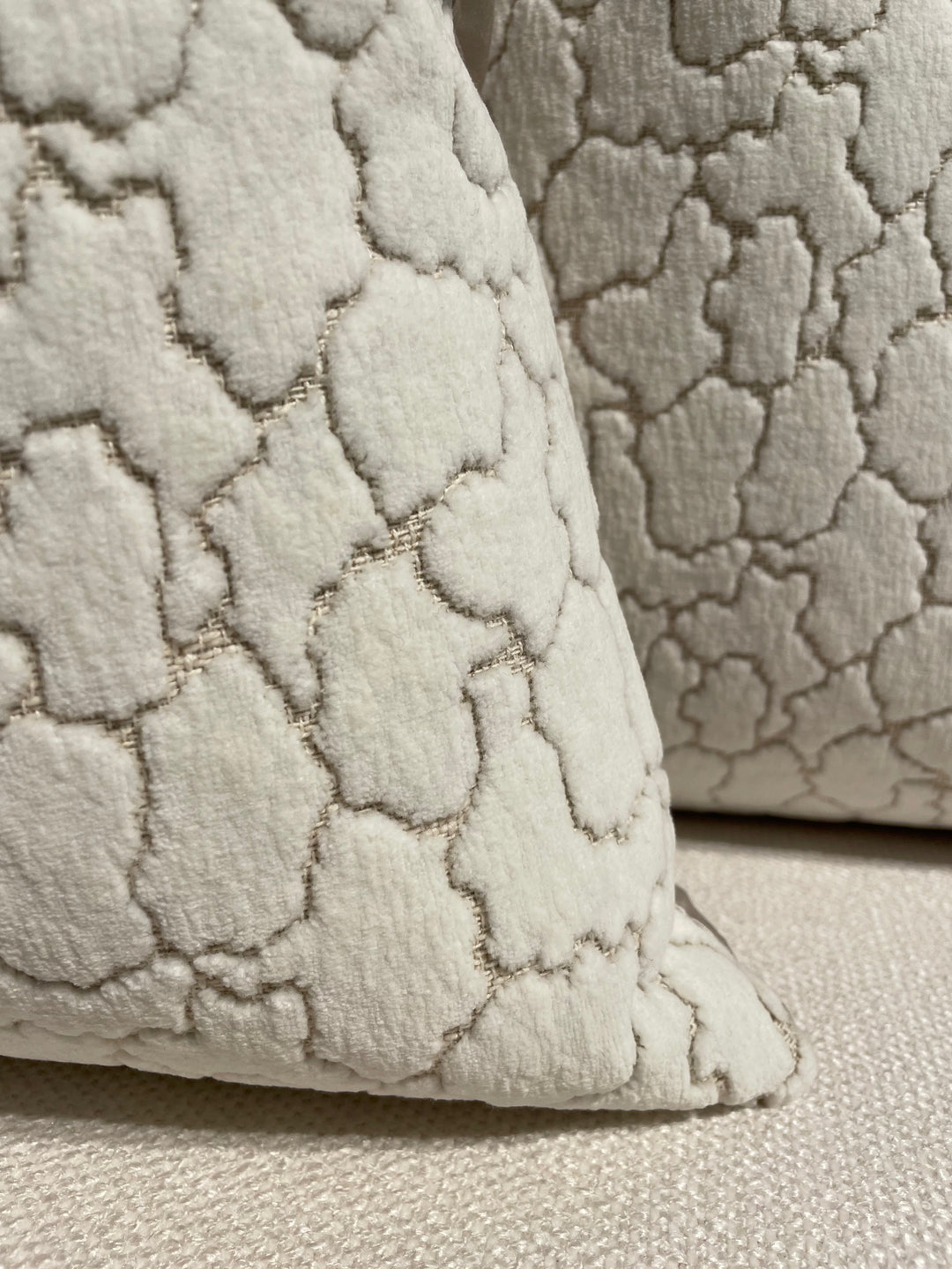 Decorative Cushion - Aurora - Ivory White