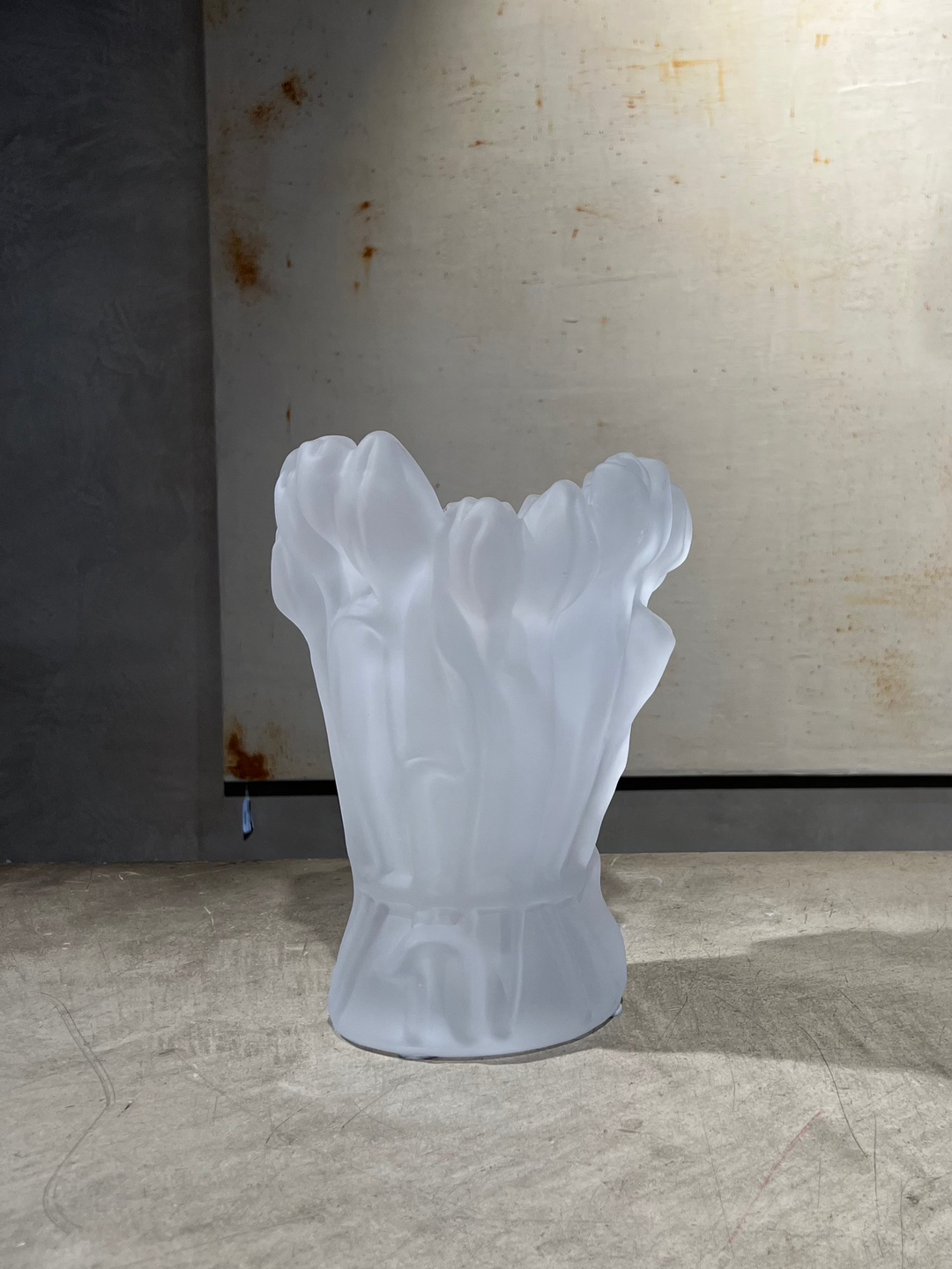 Vase - Frosted Tulip