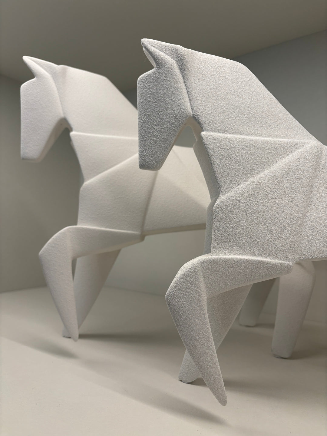 Object - Murgese Horse - Ceramic White - Large 32x42x11cm