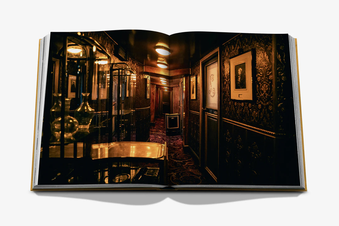 Book - Lapérouse: A Parisian Icon Since 1766