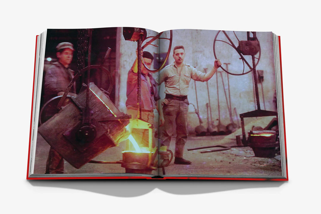 Book - Le Creuset: A Century of Colorful Cookware
