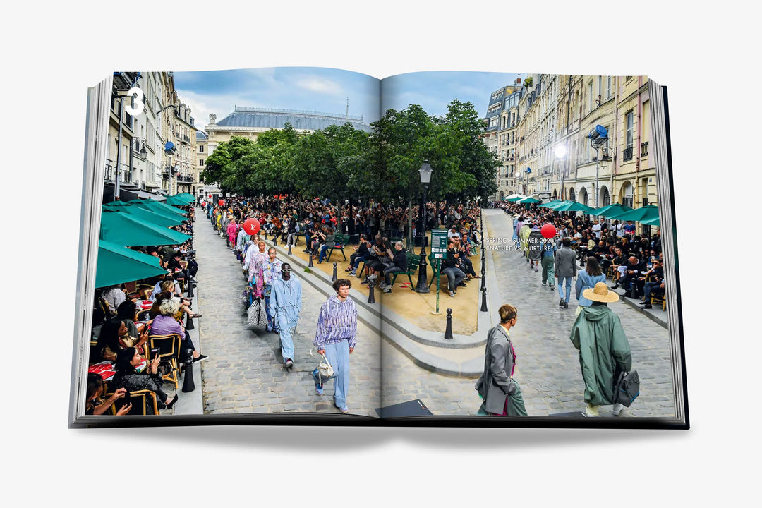 Book -  Louis Vuitton: Virgil Abloh (Classic Balloon Cover)