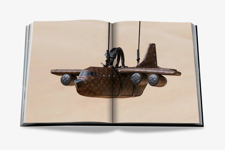 Book -  Louis Vuitton: Virgil Abloh (Classic Balloon Cover)