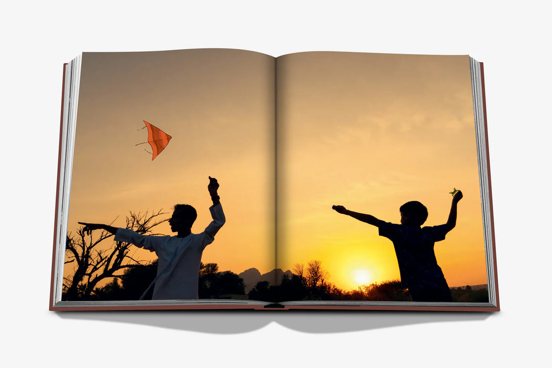 Book - Mleiha: Ancient Treasures of the UAE