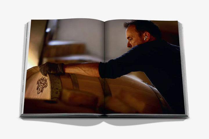 Book - Oak - Wine & Spirits - A Tale of Alchemy