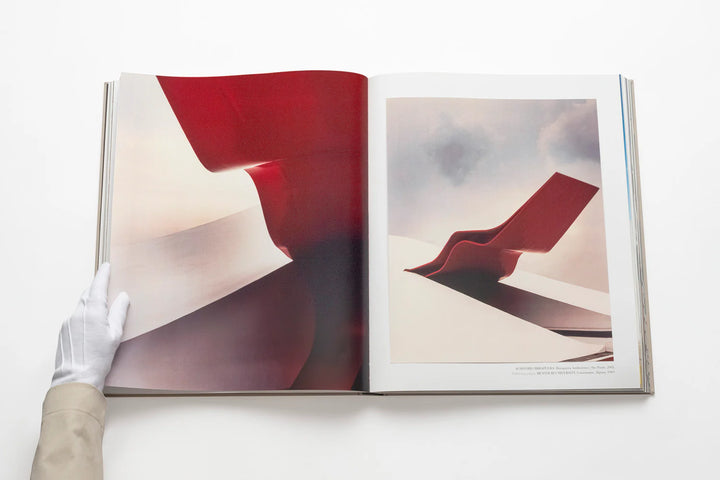 Book -  Oscar Niemeyer - The Ultimate Collection