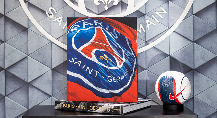 Book -  Paris Saint-Germain - The Ultimate Collection