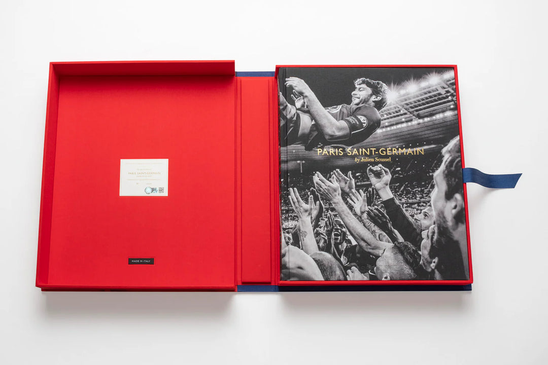 Book -  Paris Saint-Germain - The Ultimate Collection