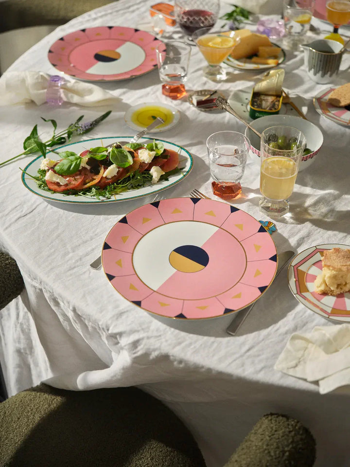 Dinner Plates - Pair of Madeira