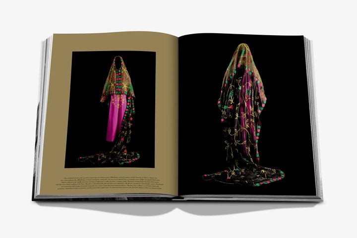 Book -  Costumes of Saudi Arabia: A Heritage of Fashion